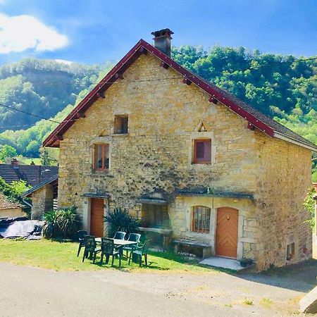 Gite Des Reculees Ladoye-sur-Seille Zewnętrze zdjęcie