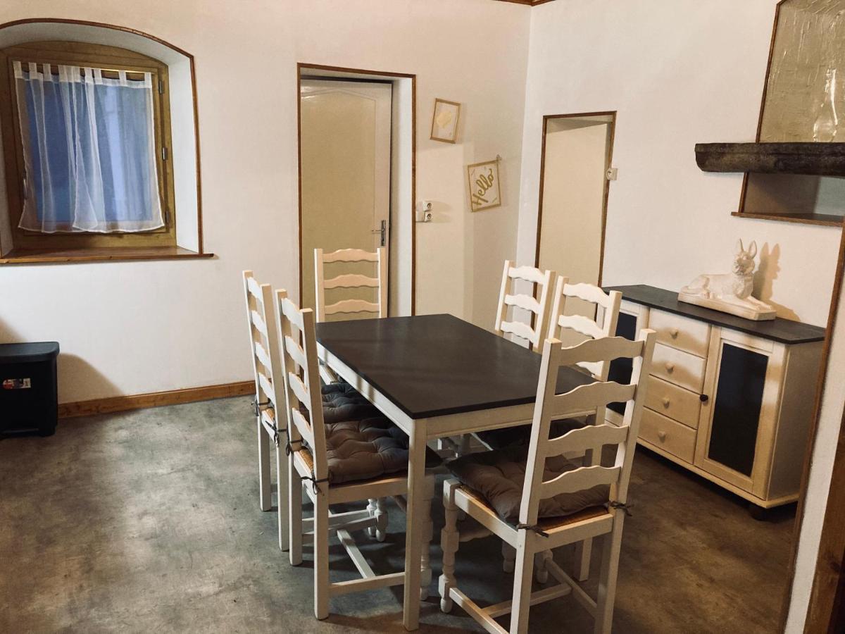 Gite Des Reculees Ladoye-sur-Seille Zewnętrze zdjęcie